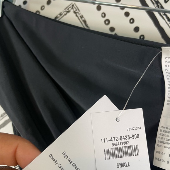 Nwt Women Abercrombie & Fitch Solid Black High Leg Cheeky Swim Bottom Sz S - Picture 2 of 8